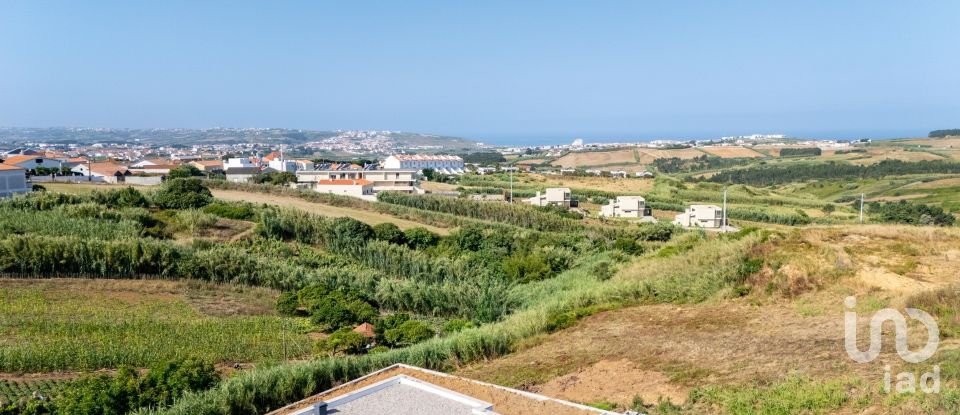 Moradia T3 em Lourinhã e Atalaia de 353 m²