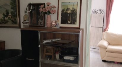 Maison rustique T3 à Madalena e Beselga de 41 m²