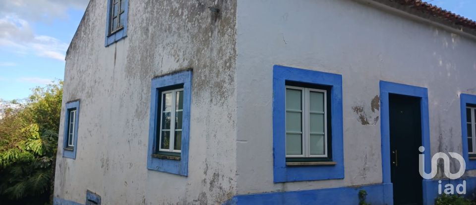 Moradia T2 em Caldas da Rainha - Nossa Senhora do Pópulo, Coto e São Gregório de 191 m²