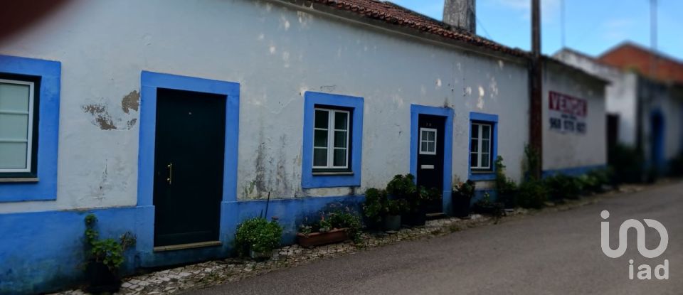 Moradia T2 em Caldas da Rainha - Nossa Senhora do Pópulo, Coto e São Gregório de 191 m²