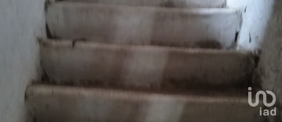 Moradia T2 em Caldas da Rainha - Nossa Senhora do Pópulo, Coto e São Gregório de 191 m²