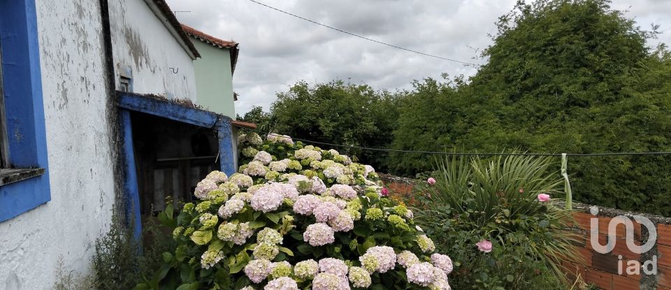 Moradia T2 em Caldas da Rainha - Nossa Senhora do Pópulo, Coto e São Gregório de 191 m²