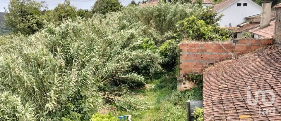 Moradia T2 em Caldas da Rainha - Nossa Senhora do Pópulo, Coto e São Gregório de 191 m²