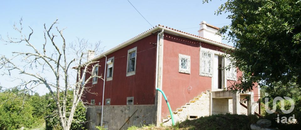 Maison rustique T3 à Freixieiro de Soutelo de 382 m²