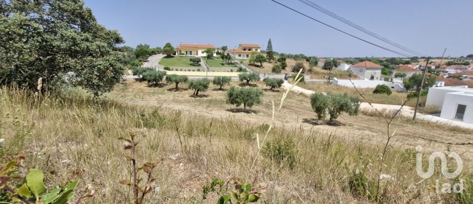 Terreno em Azambujeira e Malaqueijo de 3 650 m²