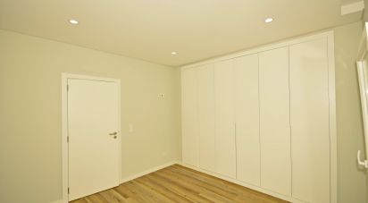 Maison T3 à Fernão Ferro de 185 m²