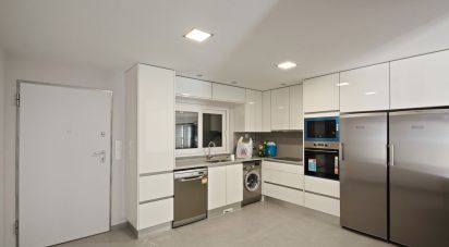 Maison T3 à Fernão Ferro de 185 m²