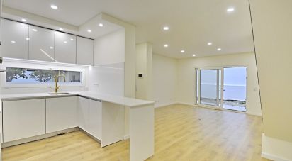 Maison T3 à Fernão Ferro de 180 m²