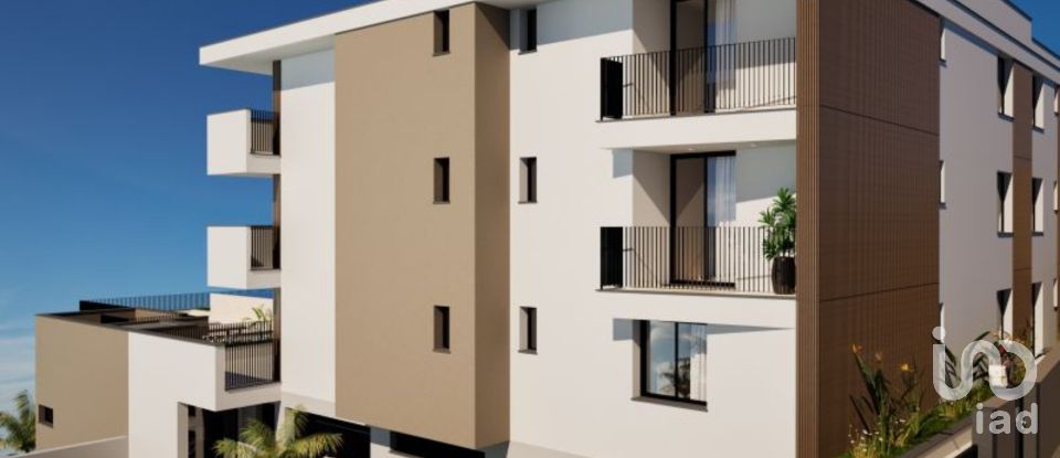 Apartamento T1 em Câmara de Lobos de 90 m²