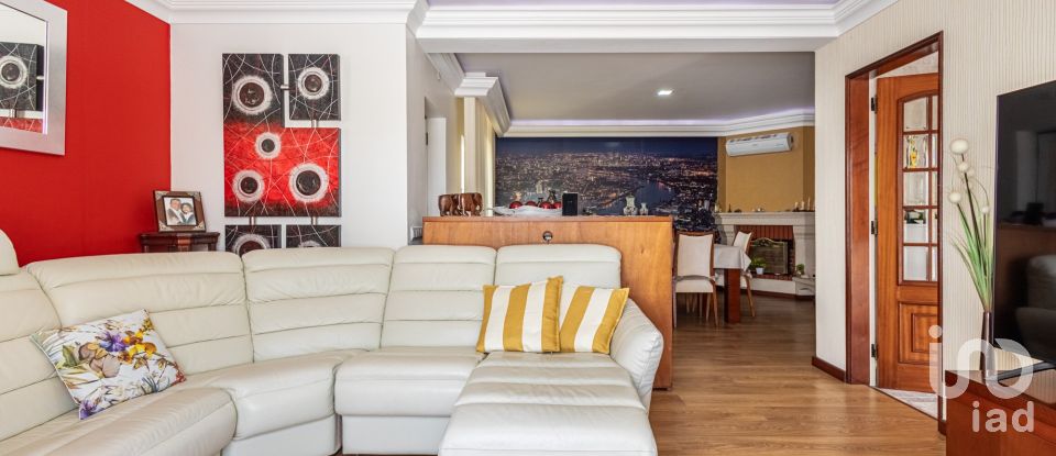 Moradia T4 em Rio Maior de 264 m²