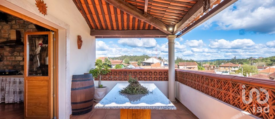 Maison T8 à Milagres de 650 m²