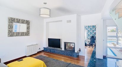 Maison T4 à Quinta do Conde de 251 m²
