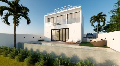 House T3 in Tavira (Santa Maria e Santiago) of 245 m²