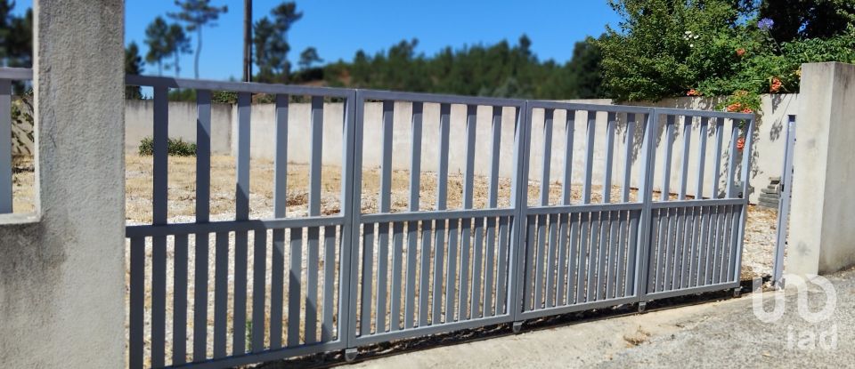 Terreno em Castelo de 1 600 m²