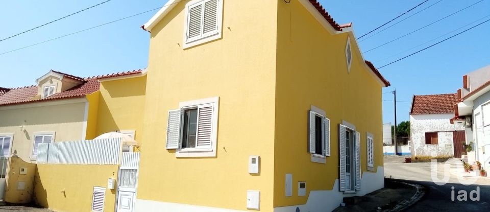 Casa de aldeia T2 em Vila Verde dos Francos de 145 m²