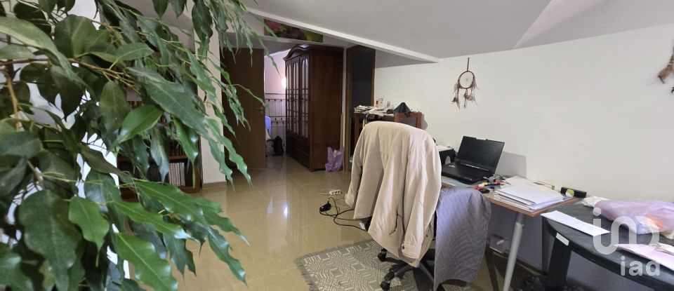 Casa de aldeia T2 em Vila Verde dos Francos de 145 m²