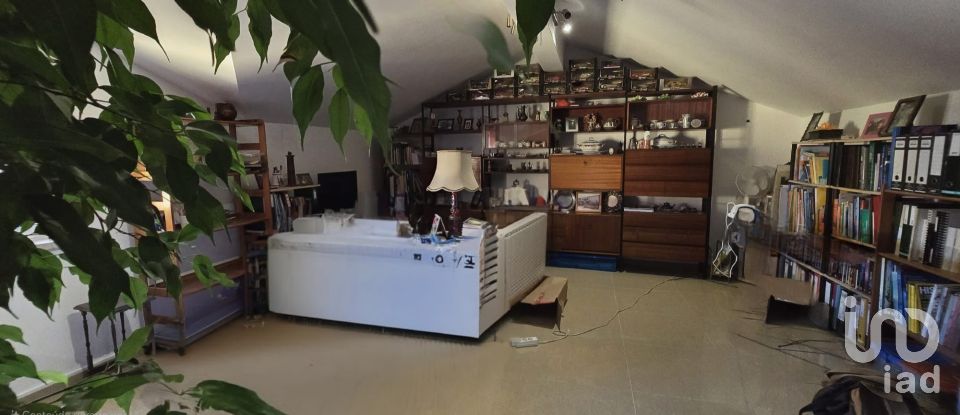 Casa de aldeia T2 em Vila Verde dos Francos de 145 m²