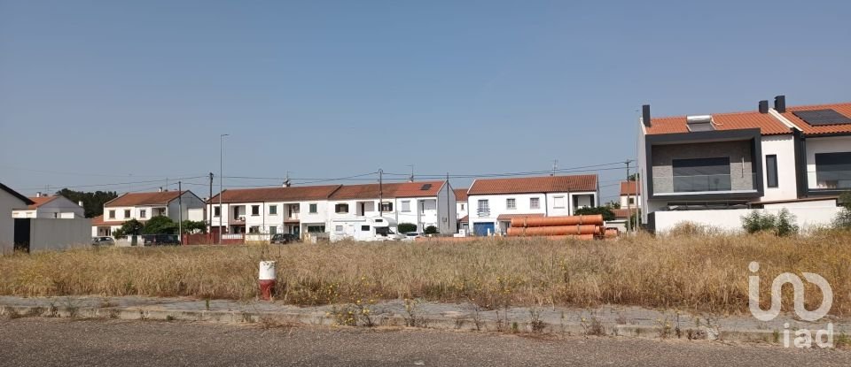 Moradia T3 em Salvaterra de Magos e Foros de Salvaterra de 105 m²