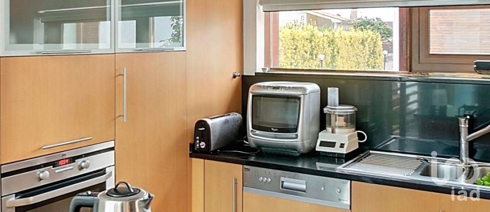 House T4 in Válega of 300 m²