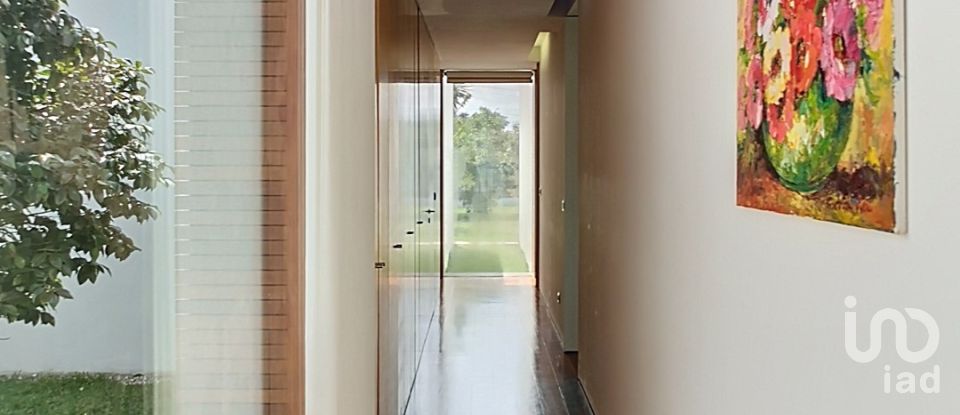 House T4 in Válega of 300 m²