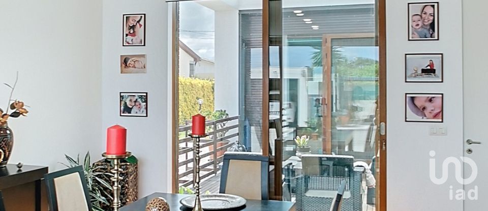 House T4 in Válega of 300 m²