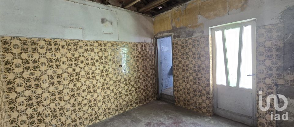 Moradia térrea T2 em Bombarral e Vale Covo de 68 m²
