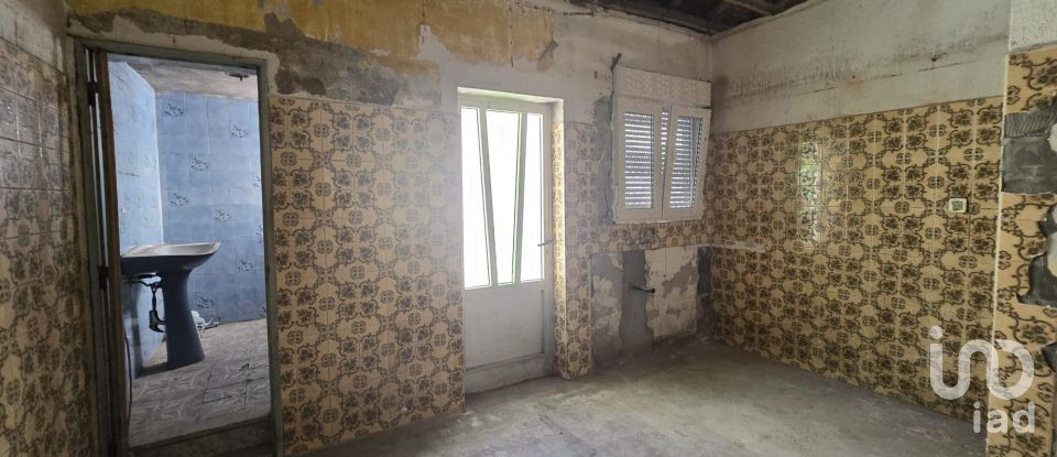 Moradia térrea T2 em Bombarral e Vale Covo de 68 m²