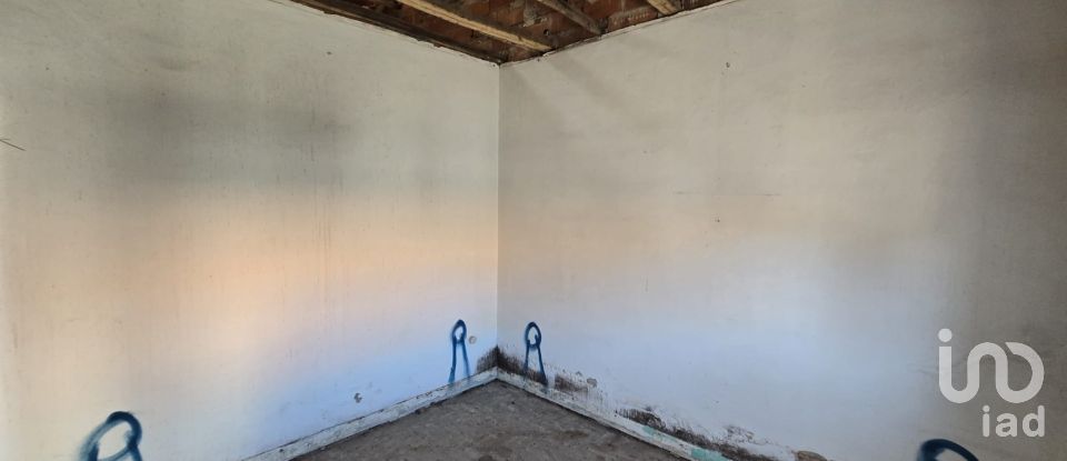 Moradia térrea T2 em Bombarral e Vale Covo de 68 m²