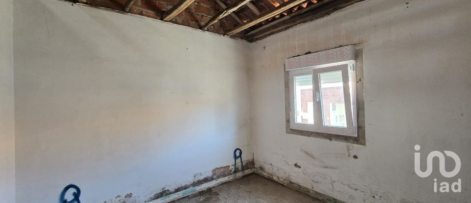 Moradia térrea T2 em Bombarral e Vale Covo de 68 m²