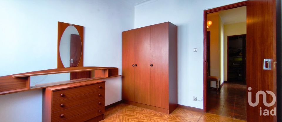 Moradia T5 em Darque de 180 m²