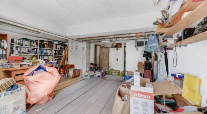 Parking in Queluz e Belas of 55 m²