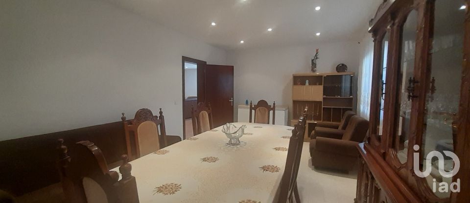 Moradia T4 em Castelo do Neiva de 250 m²