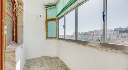 Appartement T2 à Queluz e Belas de 64 m²