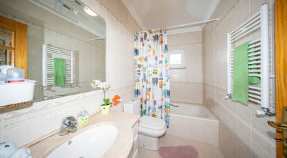 Maison T4 à Ramada e Caneças de 270 m²