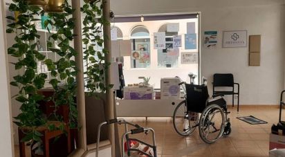 Surface diverse à Atouguia da Baleia de 128 m²