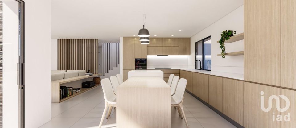 House T4 in Apúlia e Fão of 248 m²