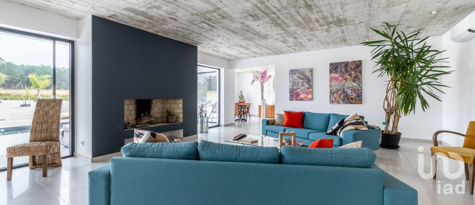 Farm T5 in Coz, Alpedriz e Montes of 436 m²