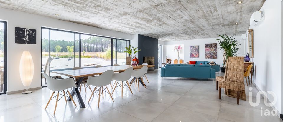 Farm T5 in Coz, Alpedriz e Montes of 436 m²