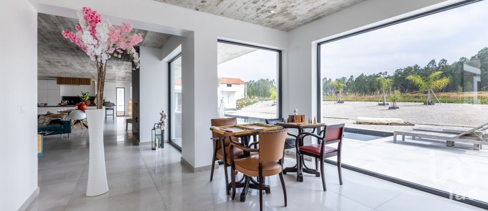 Farm T5 in Coz, Alpedriz e Montes of 436 m²