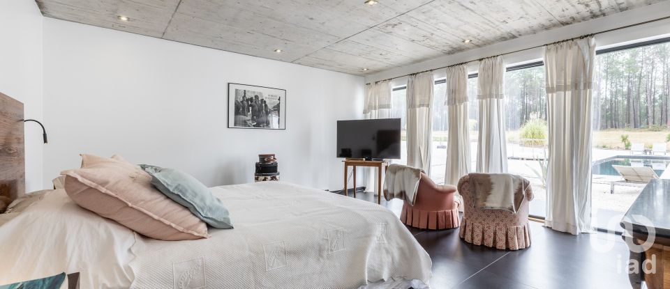 Farm T5 in Coz, Alpedriz e Montes of 436 m²