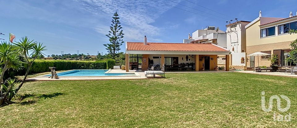 Ferme T5 à Portimão de 371 m²