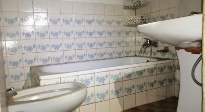 Maison de village T2 à Azinhoso de 89 m²