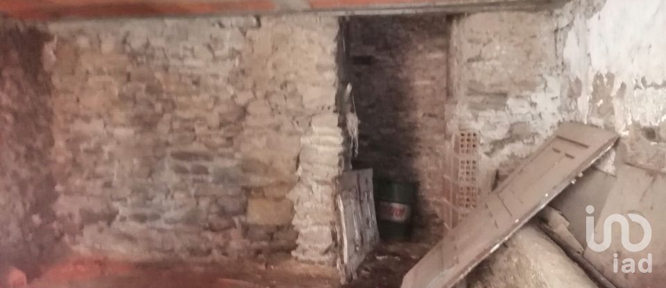 Village house T2 in Azinhoso of 89 m²