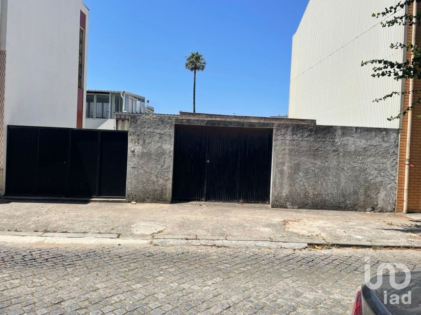Land in Espinho of 190 m²
