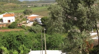 Terrain à Portimão de 188 m²