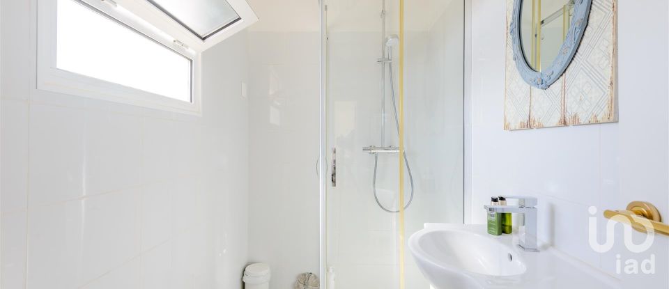 House T4 in Quarteira of 281 m²