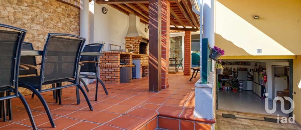 Lodge T4 in Caldas da Rainha - Santo Onofre e Serra do Bouro of 396 m²