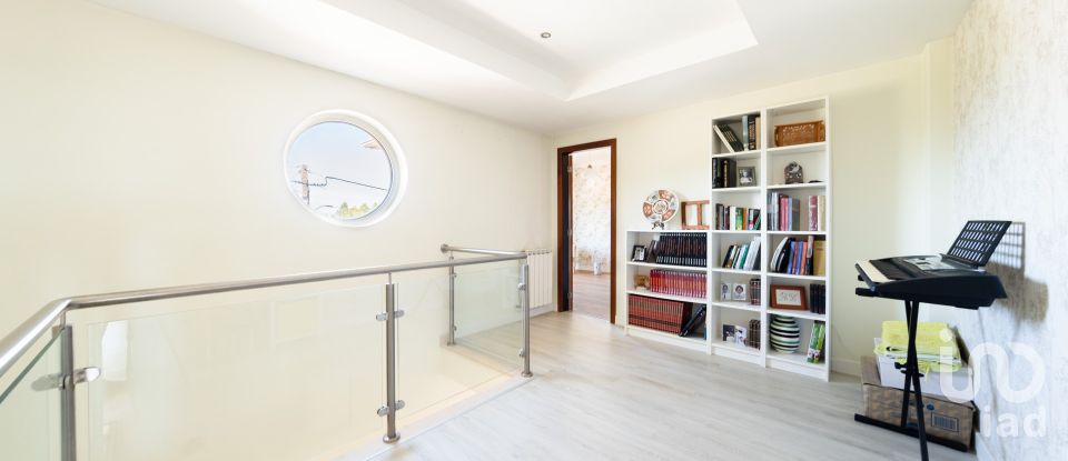 Lodge T4 in Caldas da Rainha - Santo Onofre e Serra do Bouro of 396 m²