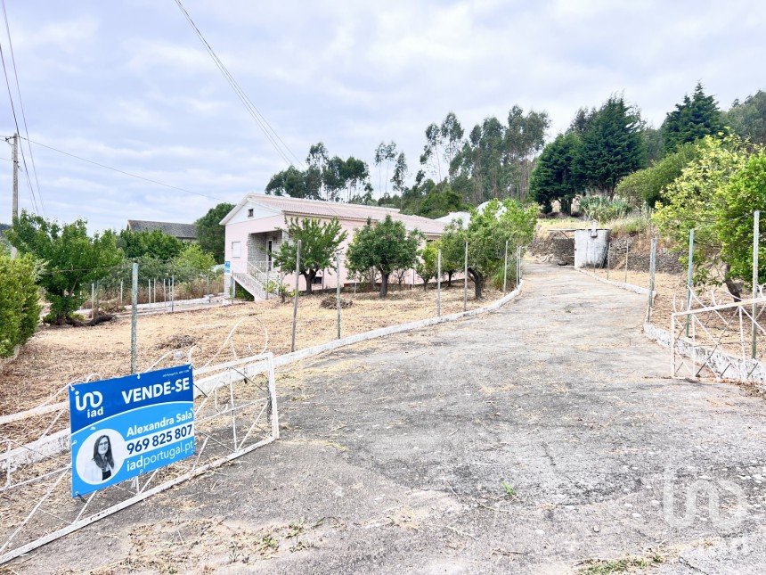 Maison traditionnelle T3 à Vila Verde dos Francos de 200 m²