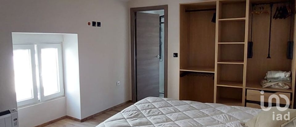 Traditional house T5 in Caia, São Pedro e Alcáçova of 270 m²